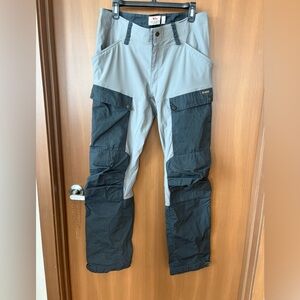 Fjallraven Men's Gray and Black Hiking Trousers